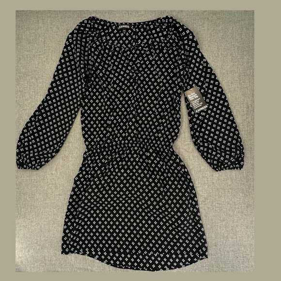 Brand New! Express Dress Black & White Small Neckline Tie Elastic Waist Balloon - Picture 1 of 15